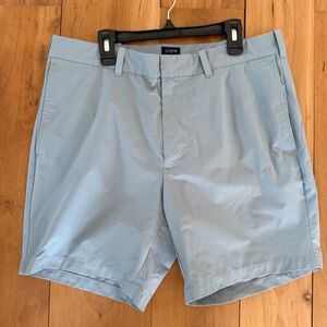 J. Crew Tech Light Blue Men's Shorts 7 inch Inseam 31" Casual Golf Classic Fit